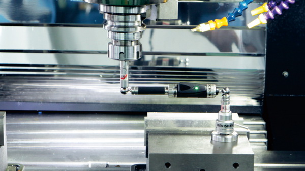 Quelles pièces automobiles peuvent être traitées avec CNC?