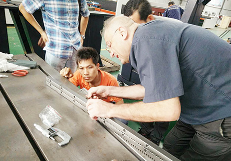 Qu'est-ce qu'un centre de virage dans les machines CNC?