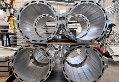 MACHINES INDUSTRIELLES EN ALUMINIUM