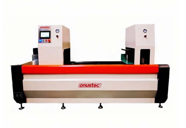 Grande scie automatique CNC robuste haut de gamme Onustec