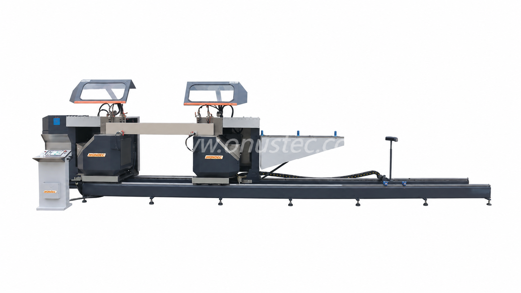 Comment d&eacute;marrer avec les scies &agrave; onglets doubles CNC