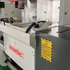 Grande scie &agrave; onglet double CNC de haute pr&eacute;cision &agrave; 45 degr&eacute;s