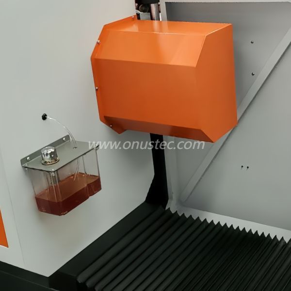 Fraiseuse d'extr&eacute;mit&eacute; de mur rideau en aluminium &agrave; 5 lames